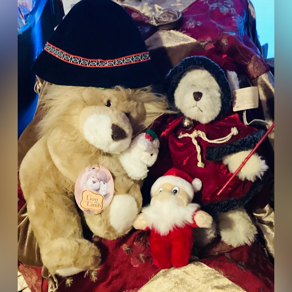 Holiday Plush Bundle Lion & the Lamb, Father Christmas🎄Teddy & Vintage Santa